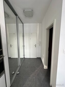 Slnečný dvojizbový byt - 3