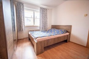 Ponúkame Vám tento útulný 2-izbový byt (53 m2) v Ružomberku, - 3