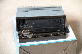 Predám autorádio SENCOR SCT 5052BMR - 3