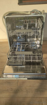 Umyvačka riadu - Electrolux ESL5330LO - 3