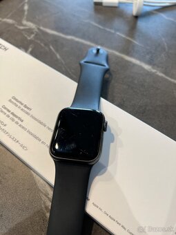 Apple Watch 5 series 40mm black - 3