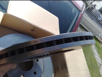 Predám LACNO nové brzdové kotúče Nissan Navara a Pathfinder - 3