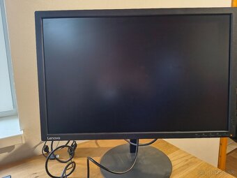 Predam Lenovo T15 Gen1 + Monitor - 3