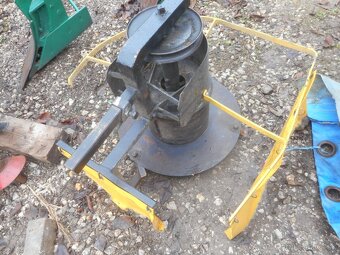 Malotraktor ROBOT s prislusenstvom - 3