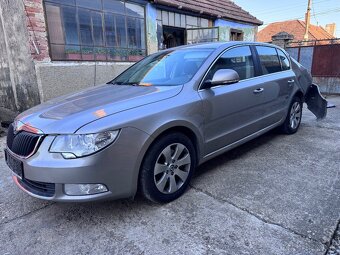 Škoda Superb 2.0 TDI DSG - 3