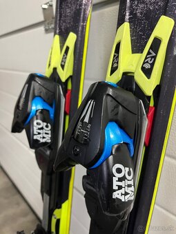 Lyže a lyžiarky Atomic - 3