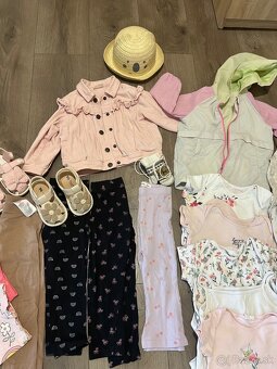 Balik oblečenija pre dievčatko 86 - 3