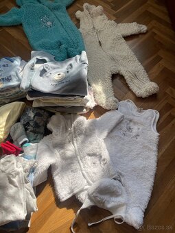 Darujem balik oblečenia pre novorodenca - 3