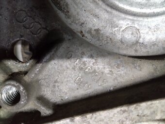 Vrchné uloženie tlmiča A6 c6 - 3