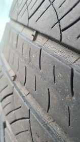 4x letne pneu Michelin 235 55 17, dezen 3 mm - 3