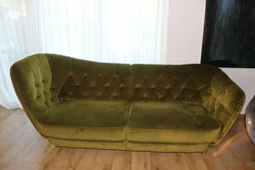 Zelený zamatový gauč - 3