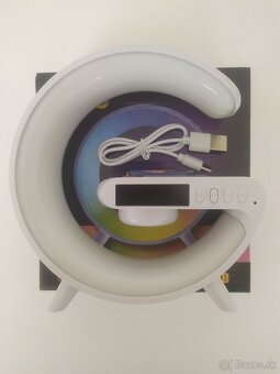 LED Lampa s Bezdrôtovou Nabíjačkou - 3