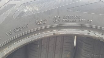 Continental 215/65 R17V - 3