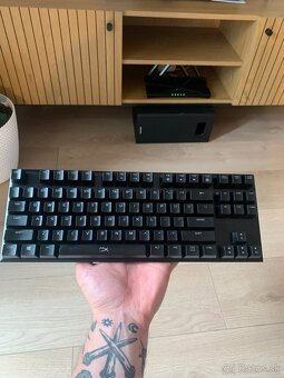 Mechanická HyperX Alloy FPS (Red switch) – výborný stav - 3