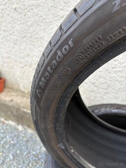 235/40 R18 Letne DOT 0923 - 3