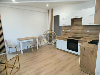 Ponúkame Vám na prenájom 2 izbový byt v centre Michaloviec - 3