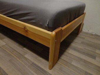 Drevená Posteľ + madrac - jednolôžková - 3