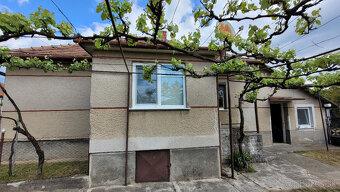 Rodinný dom na predaj na krásnom pozemku o výmere 2170 m2. - 3