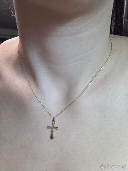 retiazka so zlatym krizikom - 3