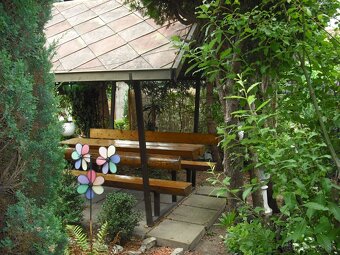 Predám kvalitný kovový altánok - 3