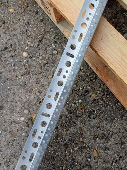 Zateplovanie- zakladacie ALU listy 2,5m - 3