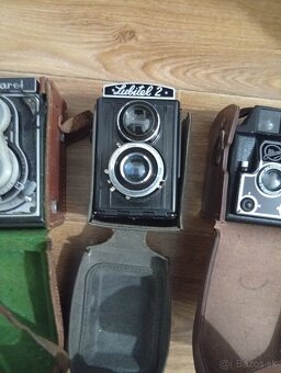 Predám tychto 10 fotoaparátu - 3