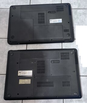 4 kompletne a funkcne notebooky - 3