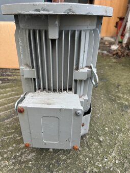 Predám elektromotor - 3