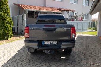 Toyota Hilux 2.4 - 3