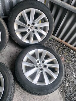 4ks alu disky orig. Škoda 5x112 R17 pneu 205/55 R17 5mm - 3