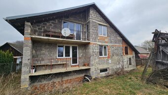 Rezervovaný_Väčší rodinný dom s pozemkom 2139 m2, Lopúchov - 3