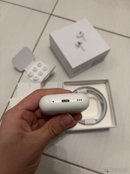 AirPods Pro 2 (USB-C)-top stav, záruka - 3
