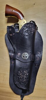 Perkusný revolver - 3