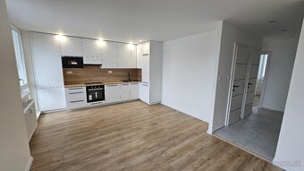 3 izbový byt - MIŠKOVECKÁ ul., Železníky, NOVÁ REKONŠTRUKCIA - 3