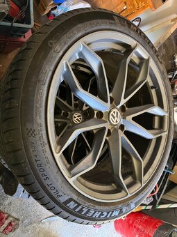 Disky Touareg 5x130 r21 nove gumy - 3