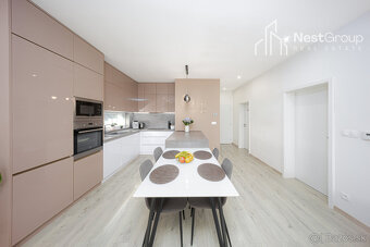 ZNÍŽENÁ CENAPRIESTRANNÝ ELEGANTNÝ 3-IZBOVÝ RD 80 m2 - 3