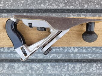 Predam kovový hoblík - 3