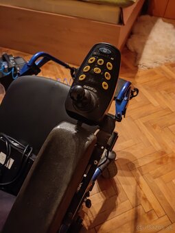 Predám elektrický invalidný vozik - 3