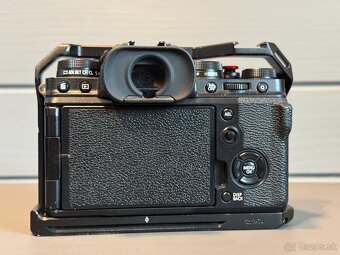 Fujifilm X-T4 + Fujifilm battery grip+ 2x smallrig klietka - 3