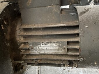 predám menší cirkulár - 3