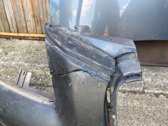 Predný nárazník Audi A3 8P 8PA - 3