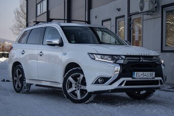 Mitsubishi Outlander 2.4 PHEV 99kw CVT 2019 - 3