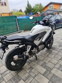 Honda Crossrunner 800 - 3
