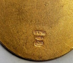 Zlatý medailón, 375/1000, 3,17g, priemer 1,8cm - 3