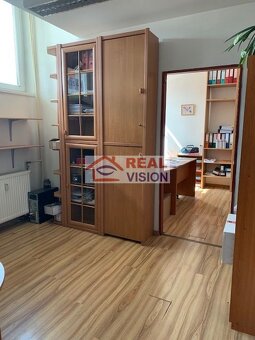 Priestory na prenájom v Poprade, OC Výkrik, 40 m2, 1.podlaži - 3