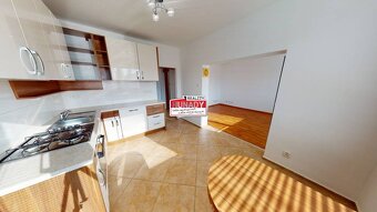 (66 m²) VÝMENA 2 - IZBOVÉHO BYTU ZA DOM + DOPLATOK - 3