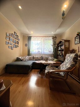 Pekný, slnečný 3 izbový byt s balkónom, časť Cigánka, Levice - 3