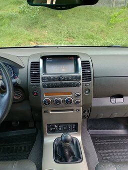 Nissan Pathfinder 2,5 128kw - 3
