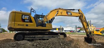 Pásový bagr CAT 320, rok výroby 2019, 8.495 motohodin - 3