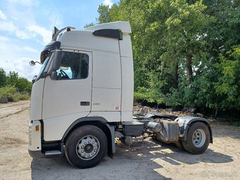 Volvo FH12 420 ťahač - 3